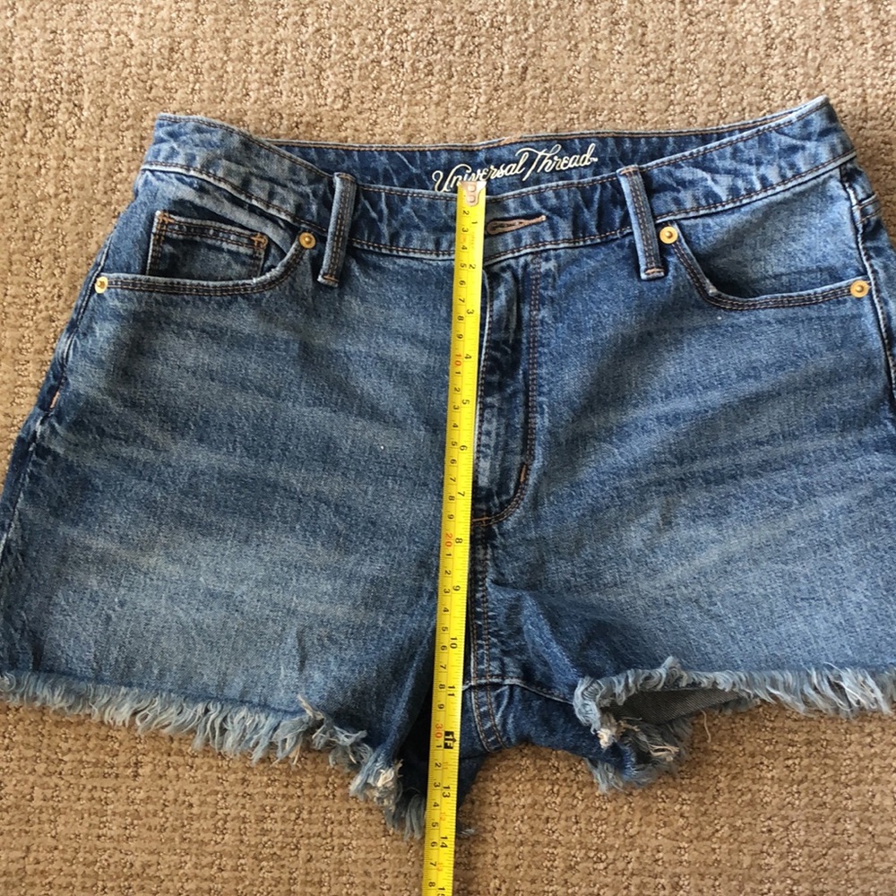 Universal Thread High Rise Shortie - Picture 3 of 6